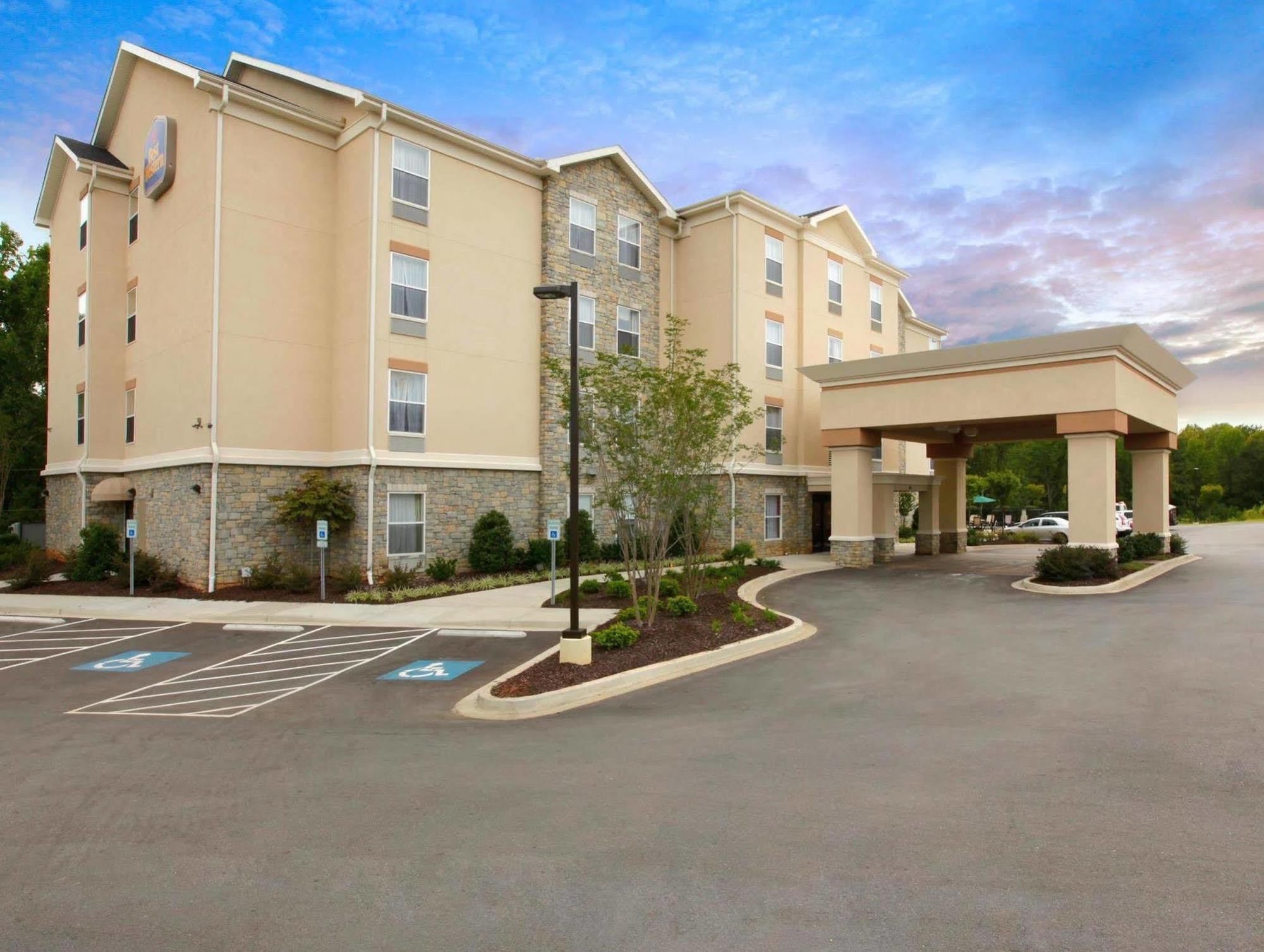 Best Western Plus Greenville South Piedmont Exterior photo
